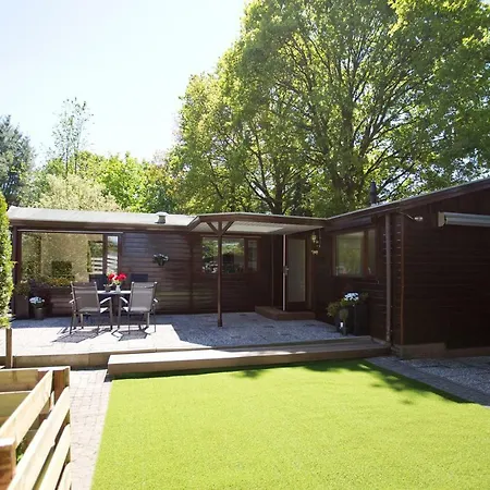 Relaxed Verblijf In Chalet Op De Veluwe *